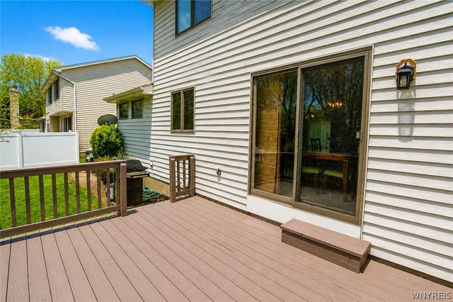 5 Hidden Trail, Lancaster, NY 14086