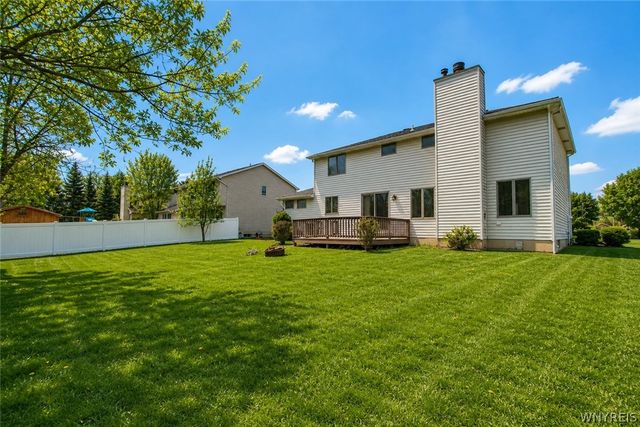 5 Hidden Trail, Lancaster, NY 14086