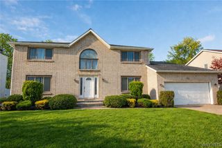 5 Hidden Trail, Lancaster, NY 14086