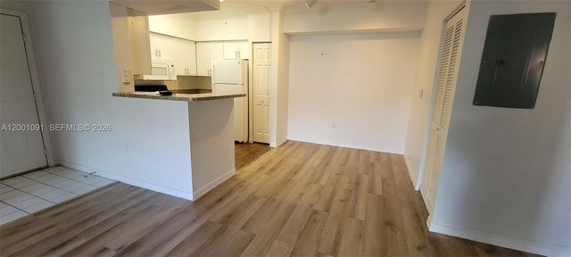 160 SW 117th Terrace 6103, Pembroke Pines, FL 33025