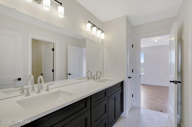 11 Cook Court, Millstone, NJ 08535