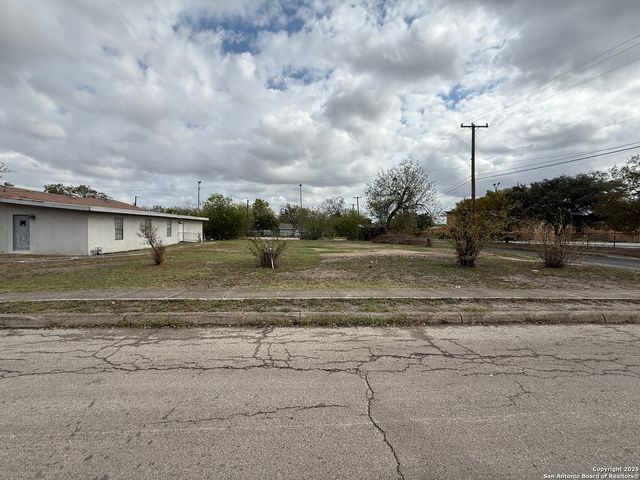 122 Aurelia, San Antonio, TX 78220