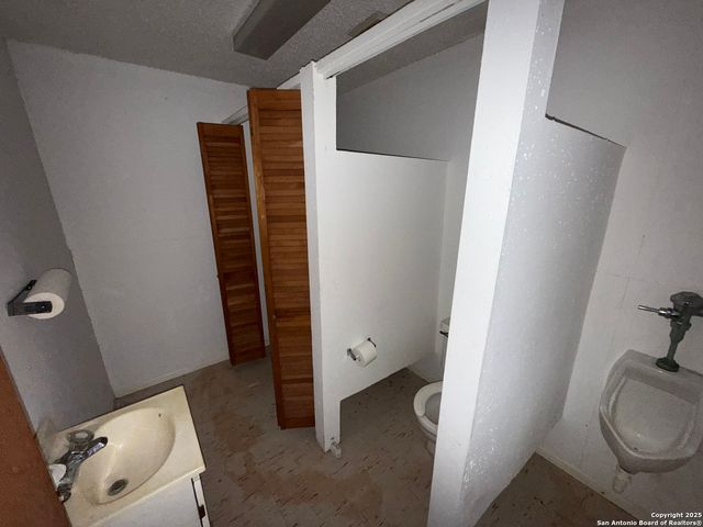 122 Aurelia, San Antonio, TX 78220