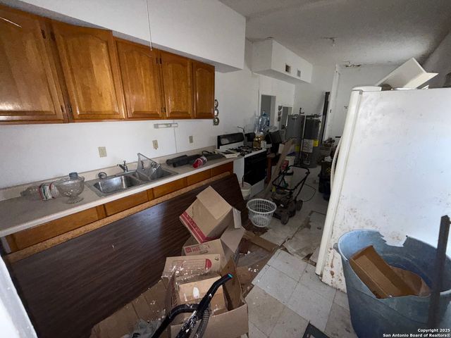 122 Aurelia, San Antonio, TX 78220