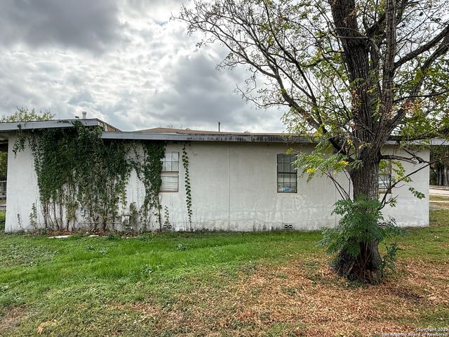 122 Aurelia, San Antonio, TX 78220