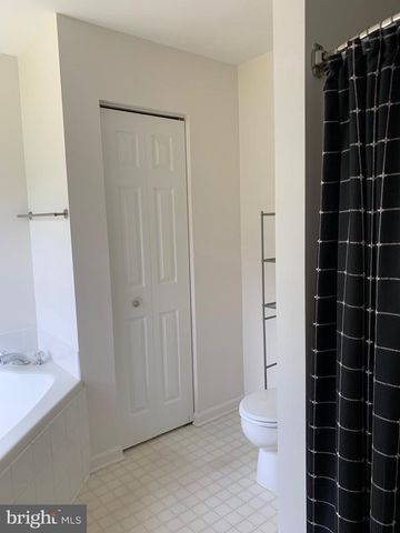 13111 HYACINTH CT, Hagerstown, MD 21742