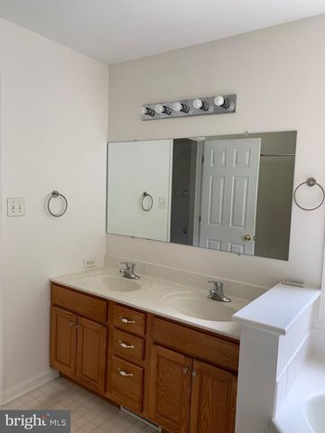 13111 HYACINTH CT, Hagerstown, MD 21742