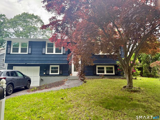 32 Cullen Avenue, West Haven, CT 06516