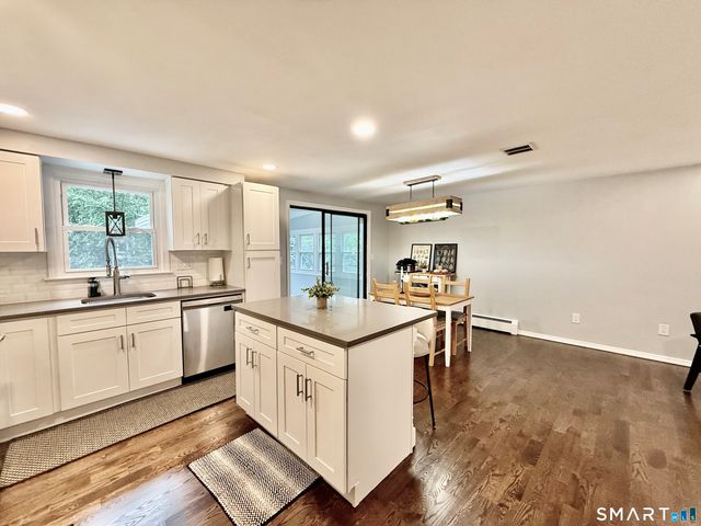 32 Cullen Avenue, West Haven, CT 06516
