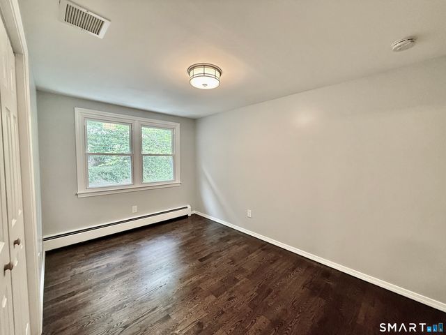 32 Cullen Avenue, West Haven, CT 06516