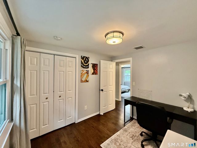32 Cullen Avenue, West Haven, CT 06516