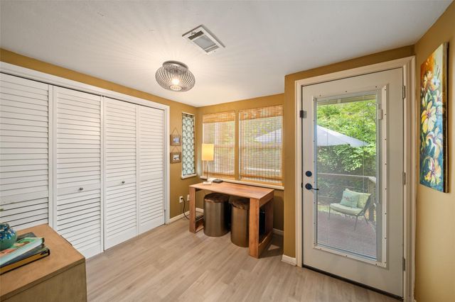 11045 Woodview Drive, Conroe, TX 77303