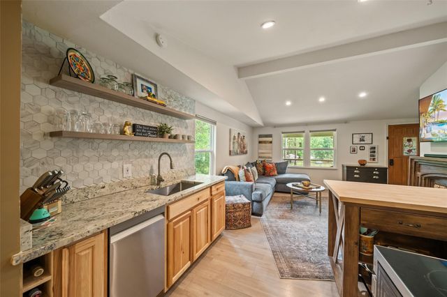 11045 Woodview Drive, Conroe, TX 77303