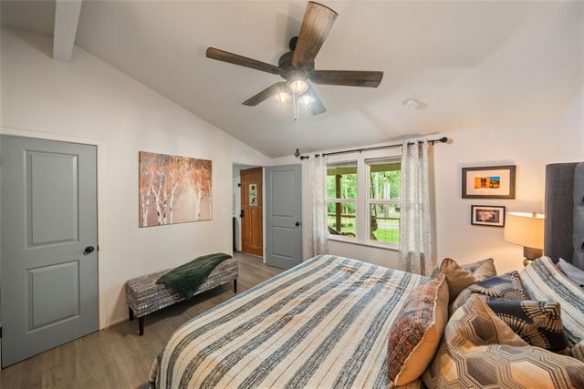 11045 Woodview Drive, Conroe, TX 77303