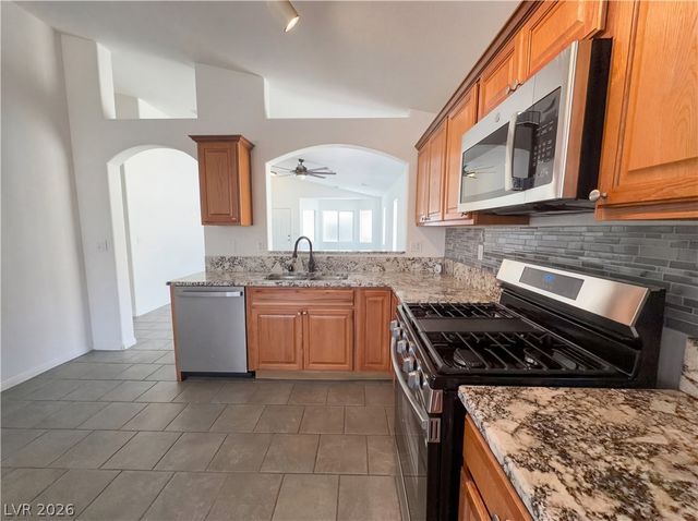 514 Sparrow Gull Court, North Las Vegas, NV 89032