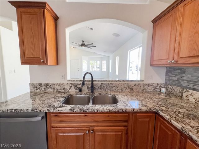 514 Sparrow Gull Court, North Las Vegas, NV 89032