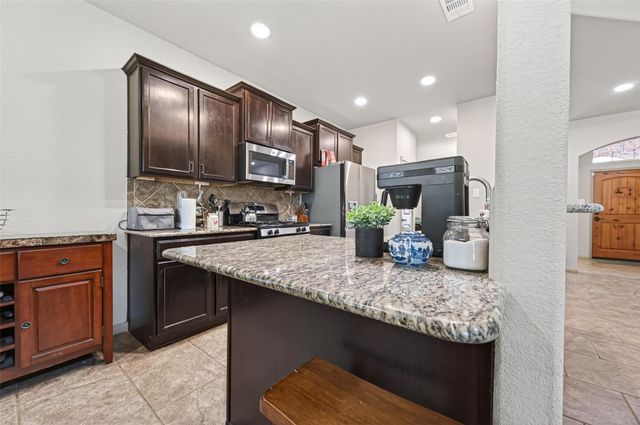 2308 Siegen Drive, Conroe, TX 77304