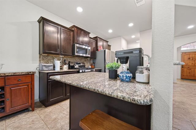 2308 Siegen Drive, Conroe, TX 77304