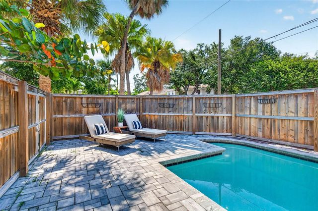 1330 CHERRY STREET NE, St Petersburg, FL 33701