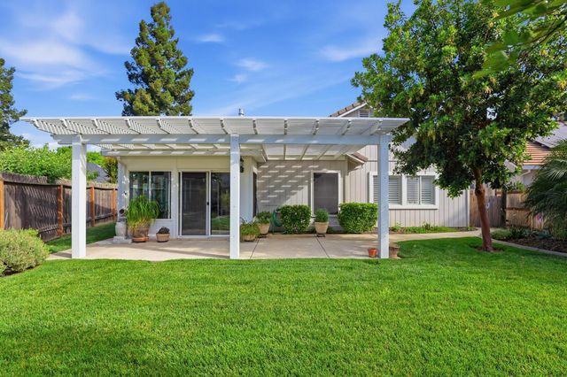 1710 Cartagena Dr, Yuba City, CA 95993