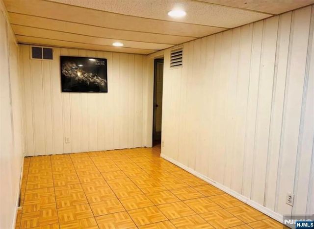 419-421 19th Avenue, Paterson, NJ 07504