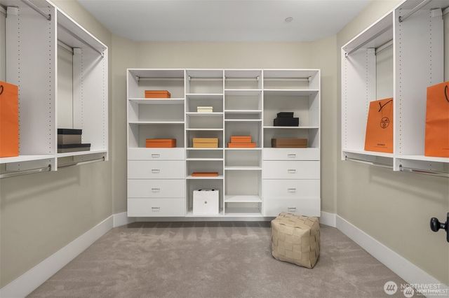 10610 NE 28th Street, Bellevue, WA 98004