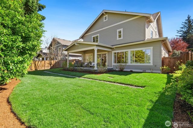10610 NE 28th Street, Bellevue, WA 98004