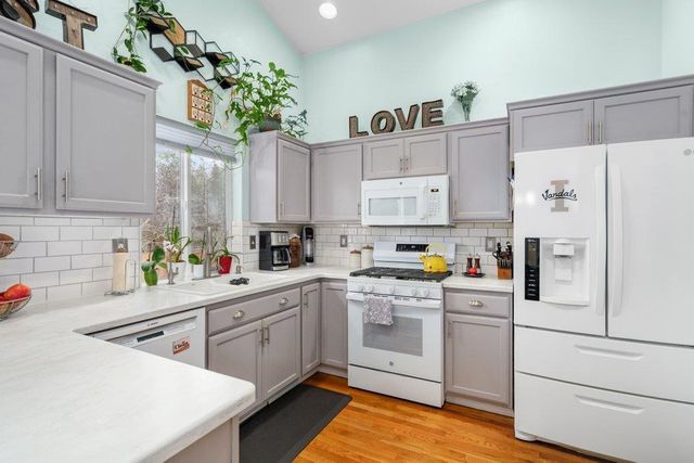 16010 N Franklin St, Spokane, WA 99208