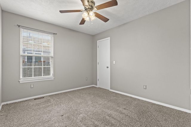 440 W White Ash Road, Nixa, MO 65714