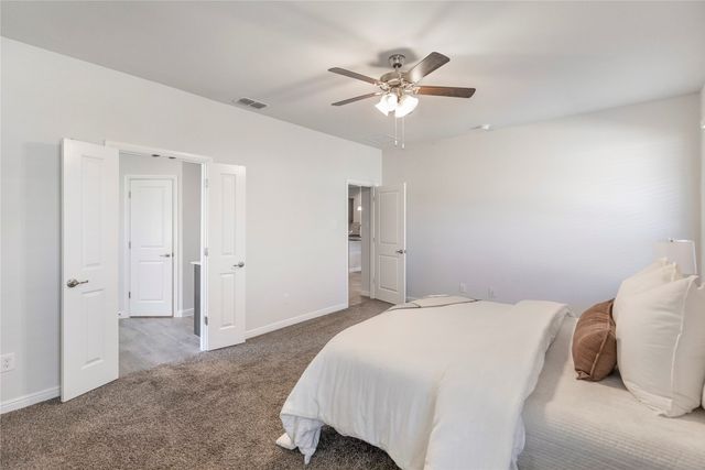 1037 Gillespie Drive, Justin, TX 76247