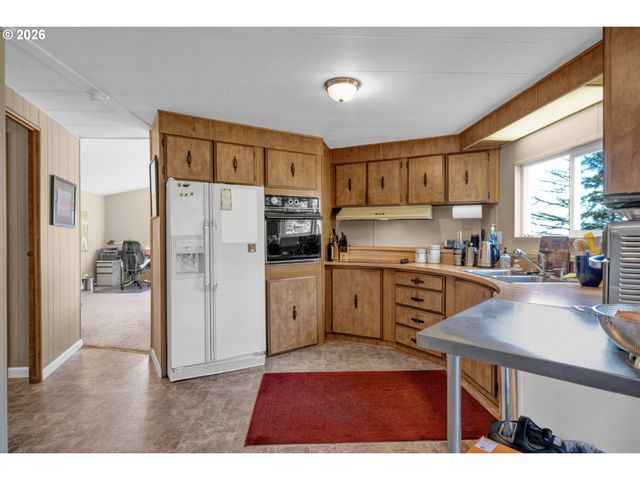 170 GLEN DEE Ln, Winchester Bay, OR 97467