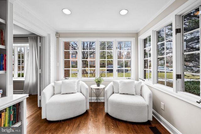 103 SAINT DUNSTANS RD, Baltimore, MD 21212