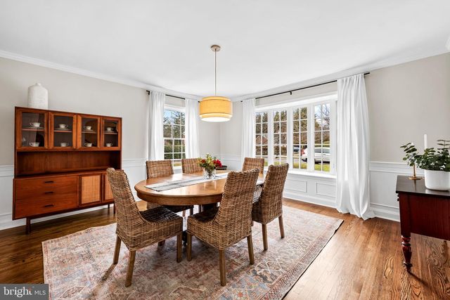 103 SAINT DUNSTANS RD, Baltimore, MD 21212