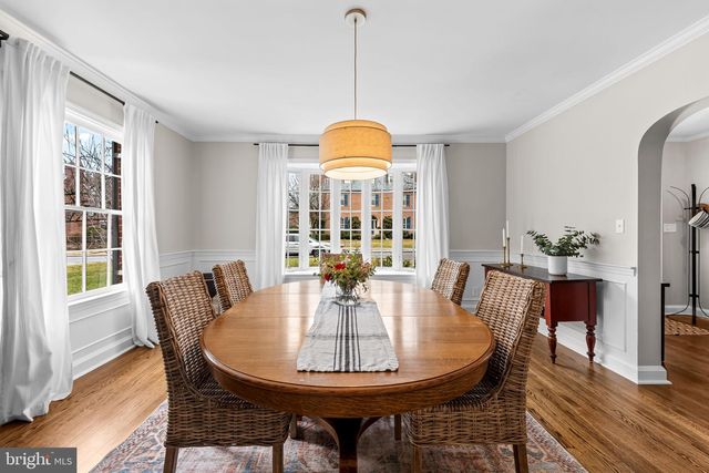 103 SAINT DUNSTANS RD, Baltimore, MD 21212