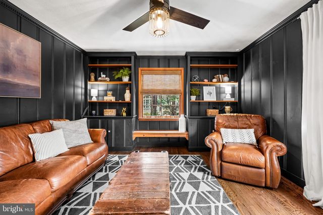 103 SAINT DUNSTANS RD, Baltimore, MD 21212