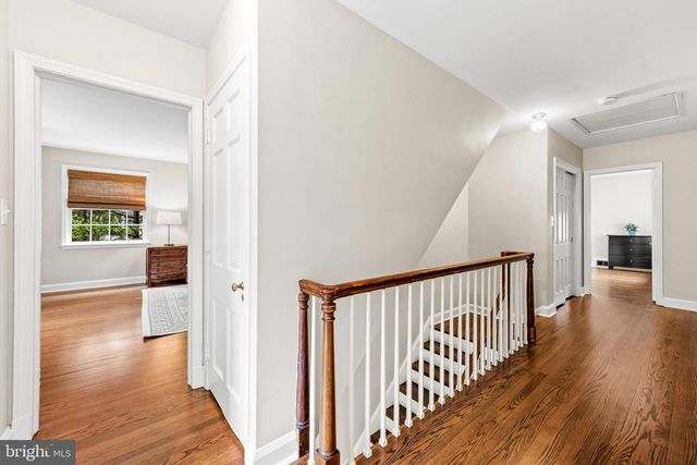 103 SAINT DUNSTANS RD, Baltimore, MD 21212