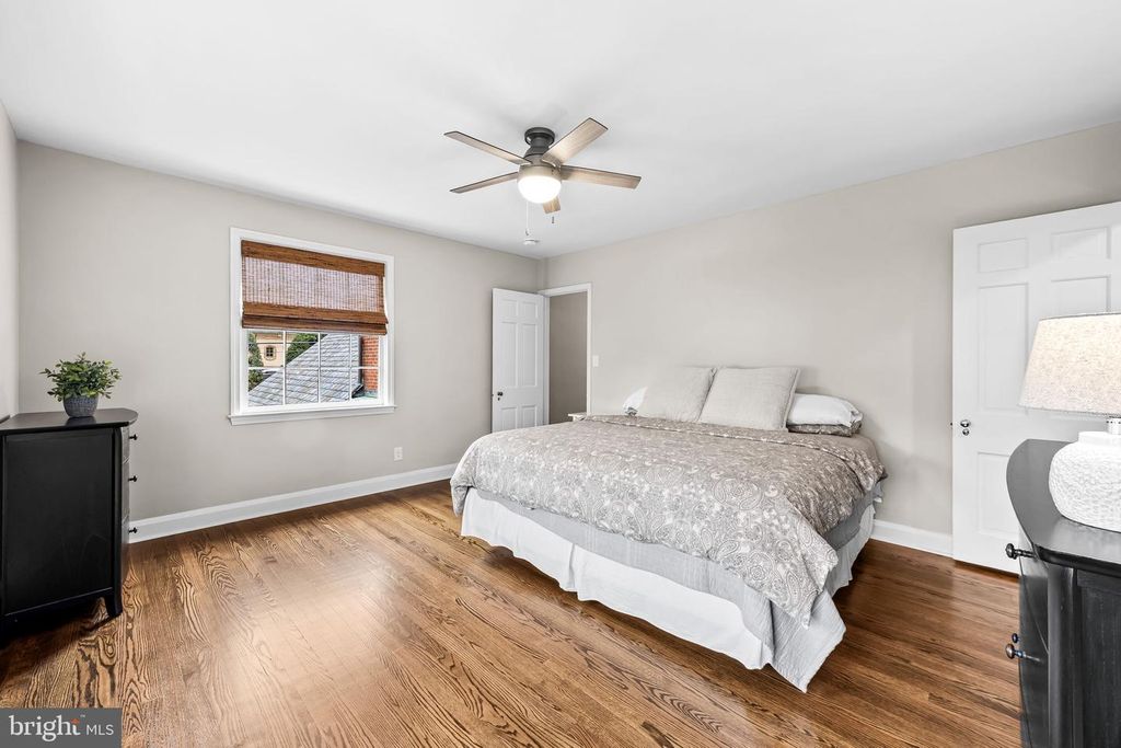 Image 32 of property listing at 103 SAINT DUNSTANS RD, Baltimore, MD 21212