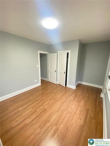 2247 Fairview Avenue, Wilson Boro, PA 18042