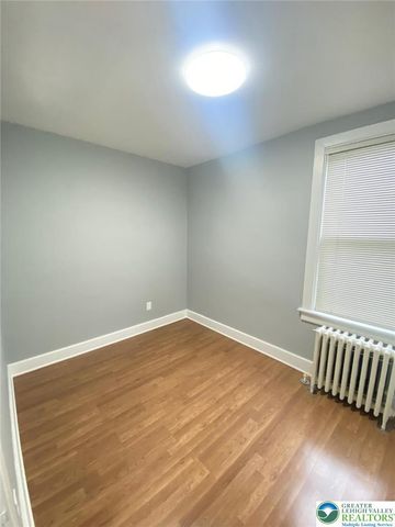 2247 Fairview Avenue, Wilson Boro, PA 18042