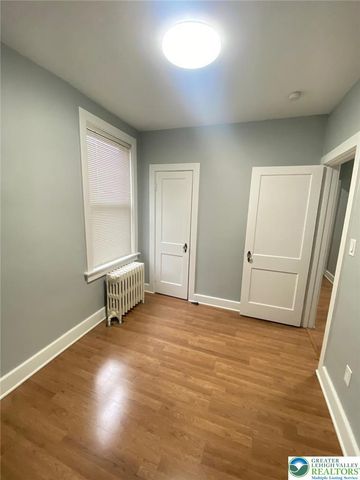 2247 Fairview Avenue, Wilson Boro, PA 18042