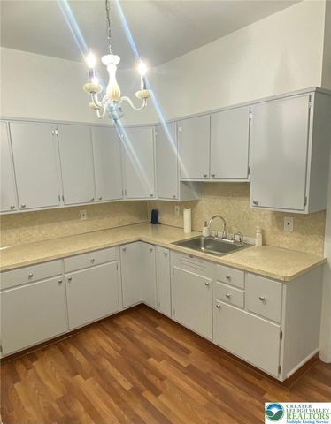 2247 Fairview Avenue, Wilson Boro, PA 18042