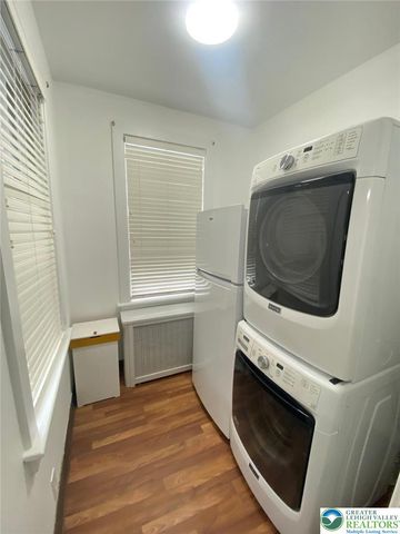 2247 Fairview Avenue, Wilson Boro, PA 18042