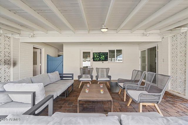 8102 E MULBERRY Street, Scottsdale, AZ 85251