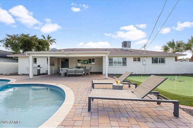 8102 E MULBERRY Street, Scottsdale, AZ 85251