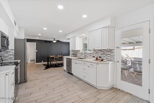 8102 E MULBERRY Street, Scottsdale, AZ 85251