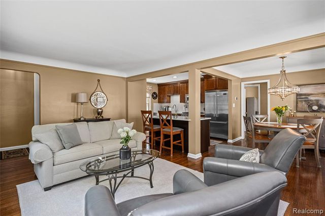 357 Sunset Street, Plymouth, MI 48170