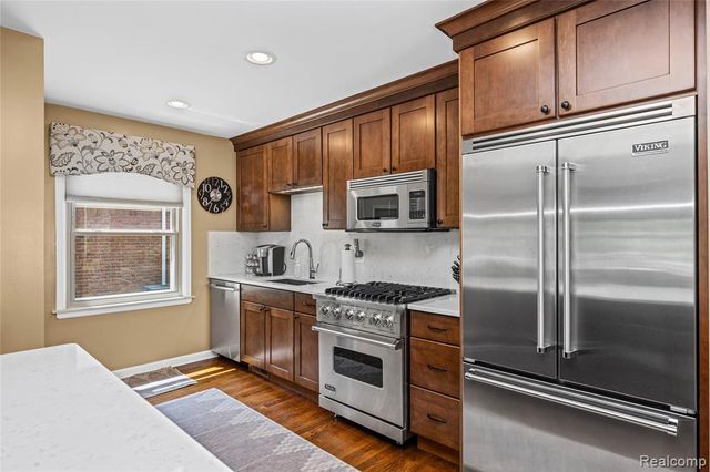 357 Sunset Street, Plymouth, MI 48170