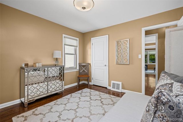 357 Sunset Street, Plymouth, MI 48170