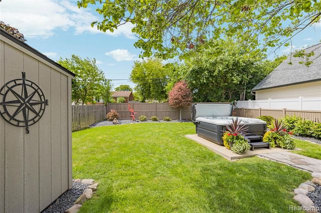 357 Sunset Street, Plymouth, MI 48170