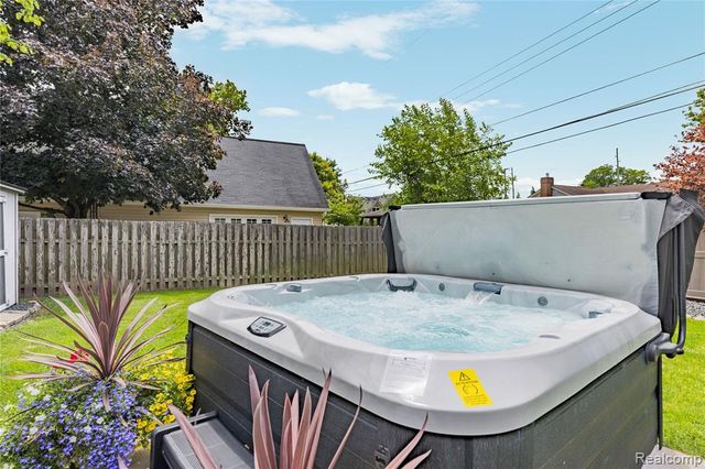 357 Sunset Street, Plymouth, MI 48170